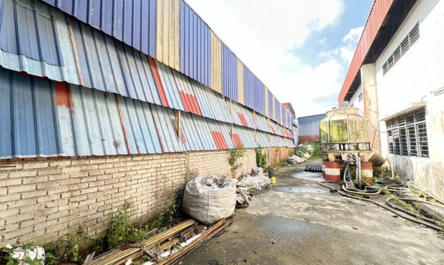 Lima Kedai @ Skudai – 1.5 Storey Semi Detached Factory – FOR RENT