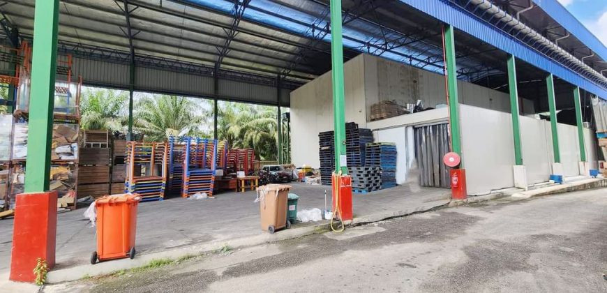 Simpang Renggam – 1.5 Storey Detached Factory – FOR SALE
