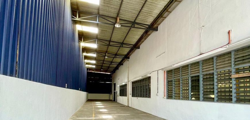 Desa Cemerlang – 1.5 Storey Semi Detached Factory – FOR RENT