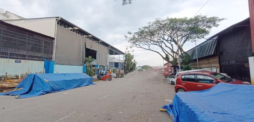 Taman Perindustrian Cemerlang @ Desa Cemerlang – 1.5 Storey Semi Detached Factory – FOR RENT