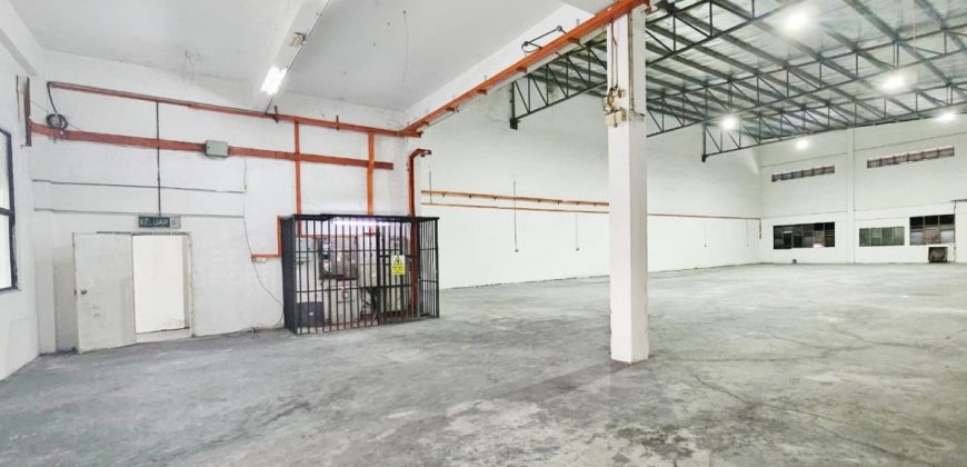 Desa Cemerlang – Semi Detached Factory – FOR SALE