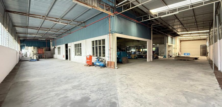 Kawasan Perindustrian Taman Johor – 1.5 Storey Smei Detached Factory – FOR RENT